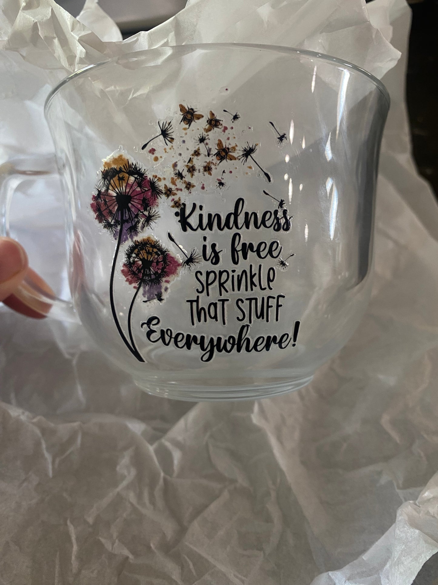 “Kindness Is Free” Clear Glass Mug – Sprinkle That Stuff Everywhere!
