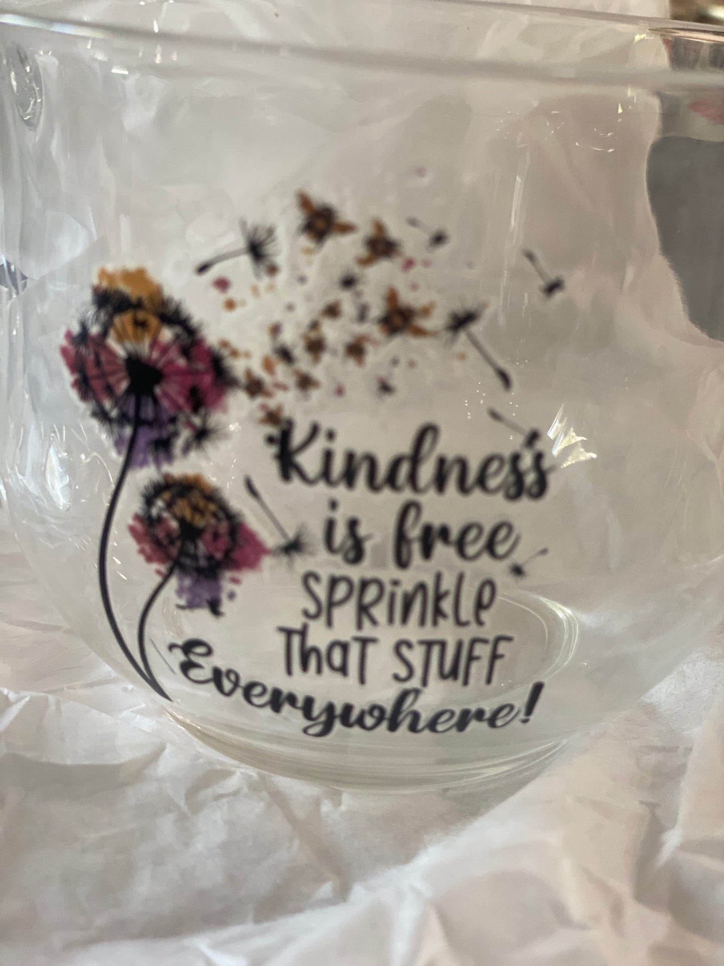 “Kindness Is Free” Clear Glass Mug – Sprinkle That Stuff Everywhere!