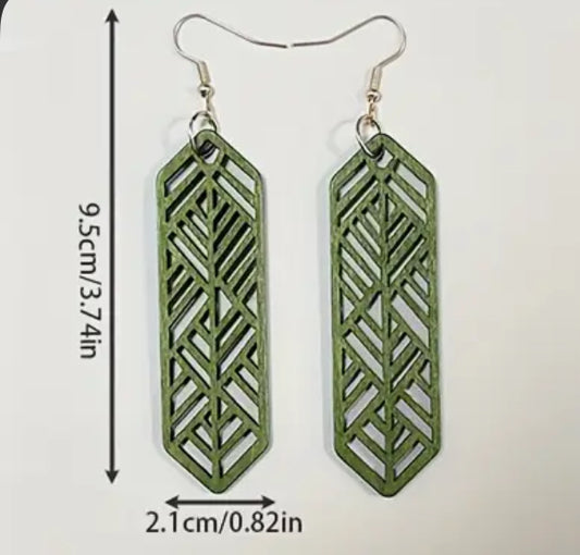 Wooden Leaf Drop Earrings | Perfect for Plant Enthusiasts – Nature-Inspired Jewelry