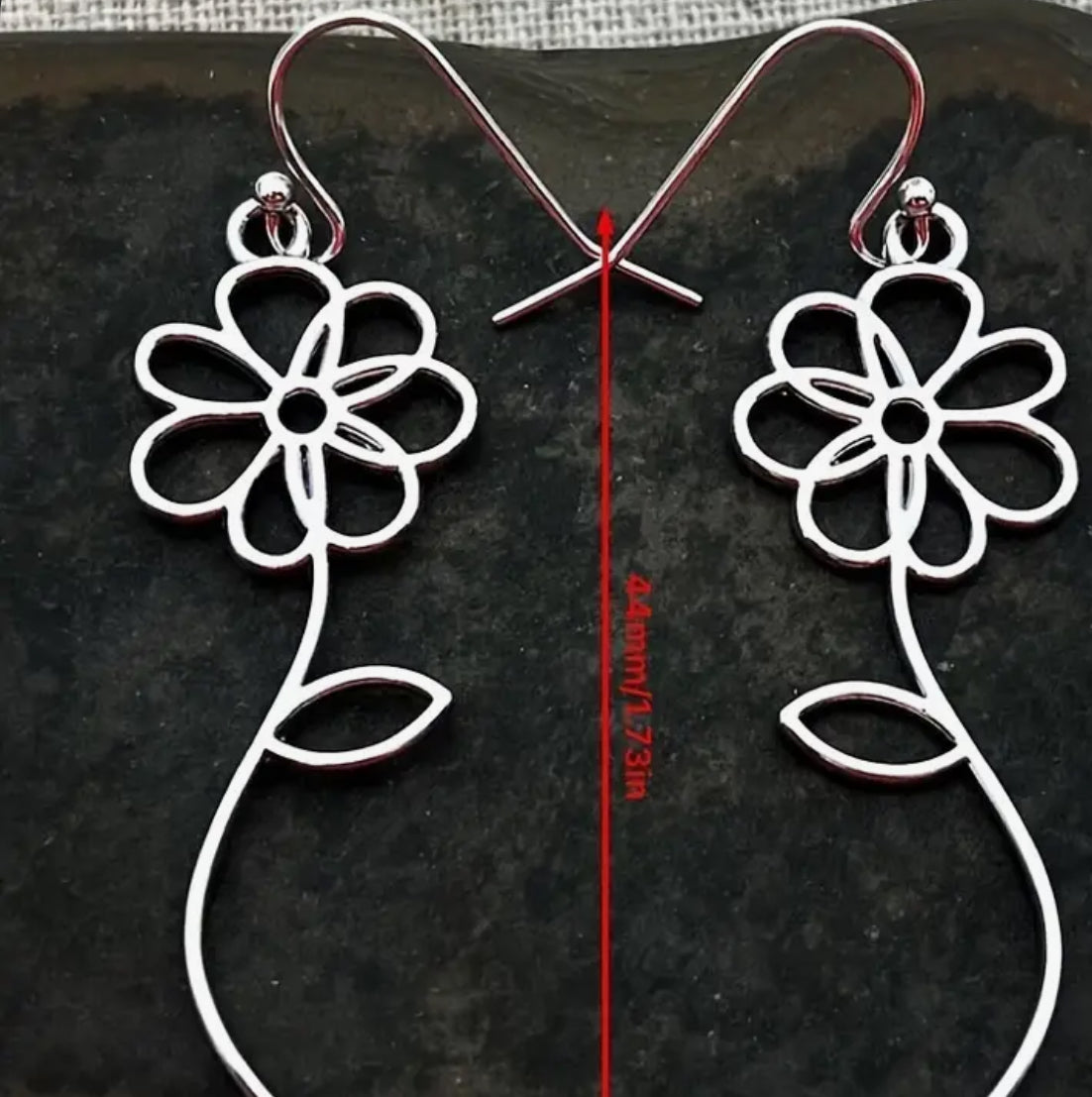 Cute Silvery Flower Earrings, Dangle Style, Long Flower Earrings for Women, Summer Fashion Accessories, Vacation Style Jewelry