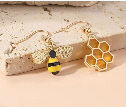 Tribute to Nature's Pollinators Bee & Honeycomb Decor Mismatched Drop Earring